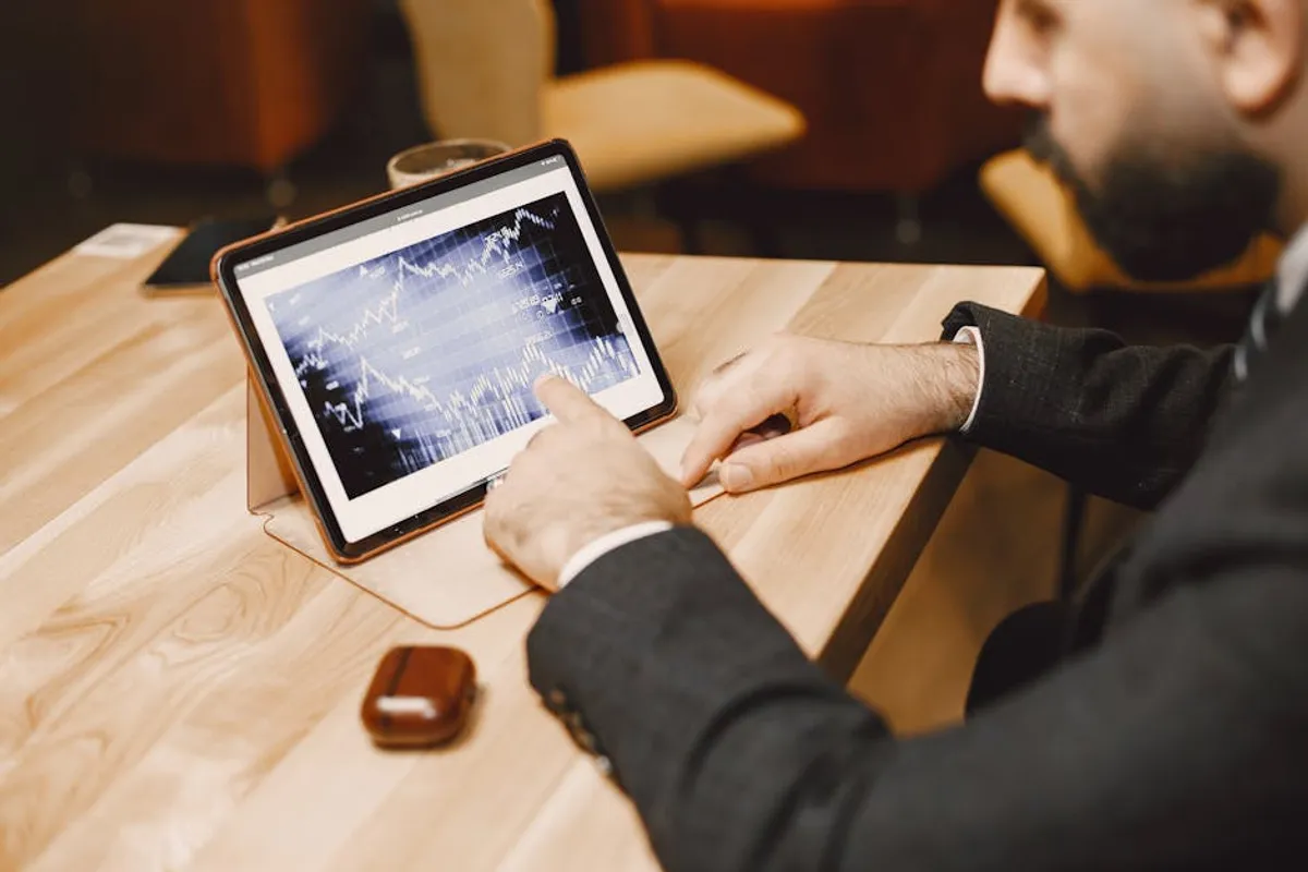 How to Build an Online Art Portfolio That Gets Attention