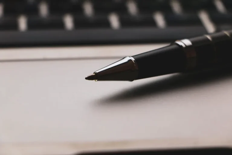 How to Write Artist Profiles Readers Remember