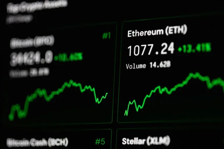 XRP: Price, Market Trends, and What Traders Watch